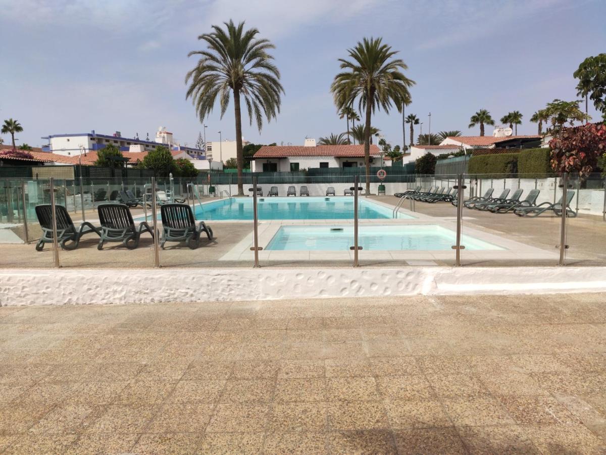 Bungalow With Private Garden Nex To Yumbo Center Maspalomas (Gran Canaria) Exterior foto